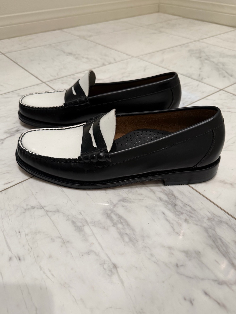 G.H. Bass Larson Penny Loafers Size 10 - Picture 4 of 10